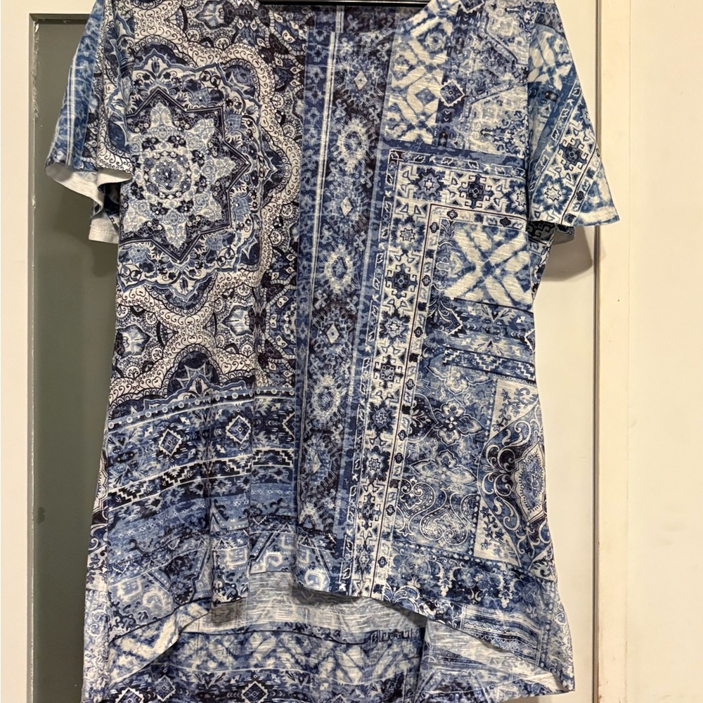 Blue Graphic Top - Relaxed Fit